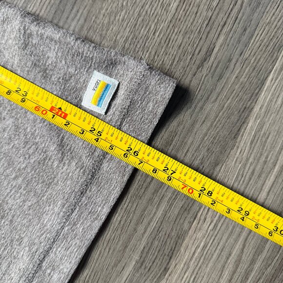 Vuori Men's Strato Tech Tee - Grey - Picture 5 of 5